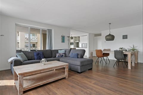 Kabbelaarsbank 411 - Port Marina Zélande NOT INTENDED FOR COMPANY OR WORK-RELATED STAYS Apartment in Ouddorp