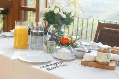 Balcony/Terrace, Food and drinks, Breakfast