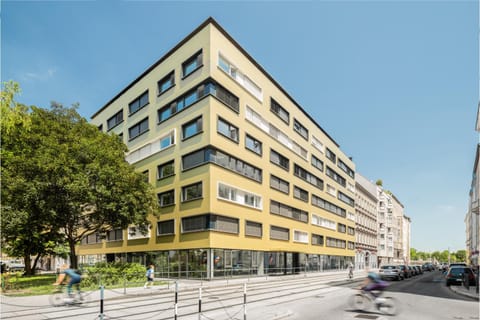Property building, Neighbourhood