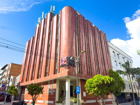 Property building, Facade/entrance