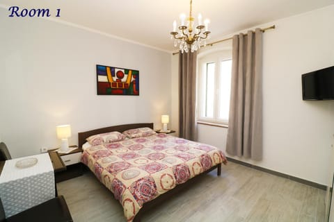 Old Town Rooms and Apartment Bed and Breakfast in Poreč