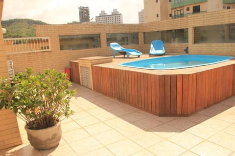 Solarium, Swimming pool