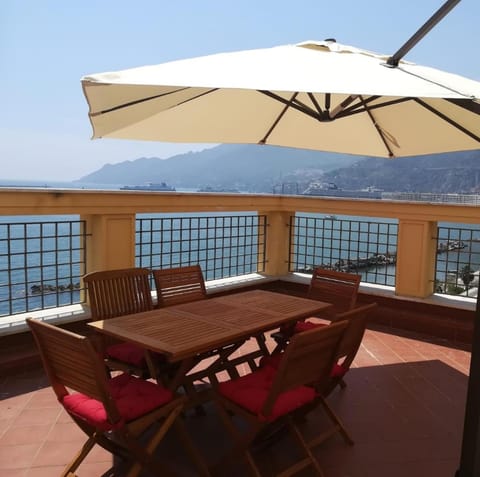 Day, Summer, Balcony/Terrace, Decorative detail, Sea view