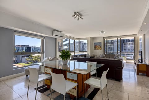 Balcony/Terrace, Living room, Dining area, air conditioner