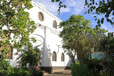 Property building, Garden