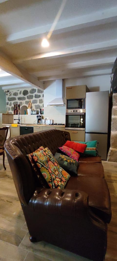 Le Mazel House in Provence-Alpes-Côte d'Azur