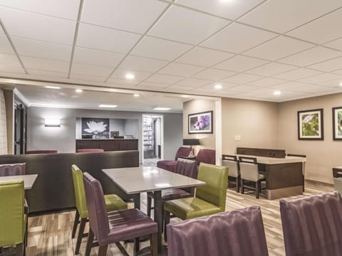 Lobby or reception, On site