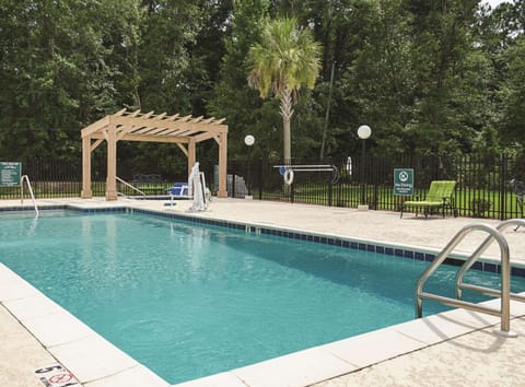 On site, Pool view, Swimming pool