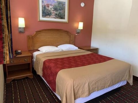 Budget Inn Madill Motel in Lake Texoma