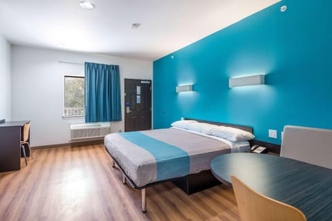 Photo of the whole room, Seating area, Bedroom, On site