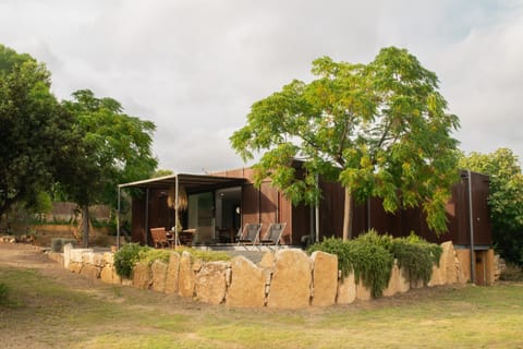 Property building, Garden