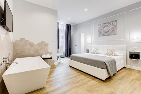 Photo of the whole room, Decorative detail, Bedroom