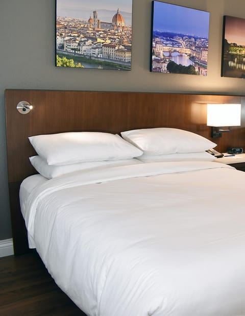 Bed, Bedroom, heating, air conditioner, air conditioner