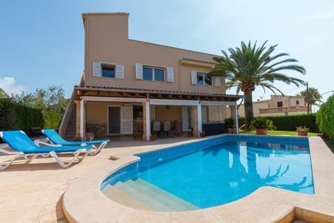 Property building, Swimming pool, Swimming pool