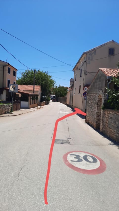 Jolly Apartment in Premantura