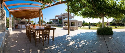 Patio, BBQ facilities, BBQ facilities