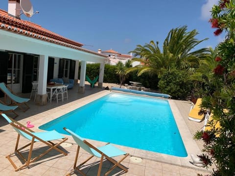 Property building, Pool view, Swimming pool