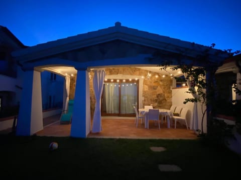 VILLA FRANCESCA con vista mare La caletta SARDEGNA Villa in La Caletta