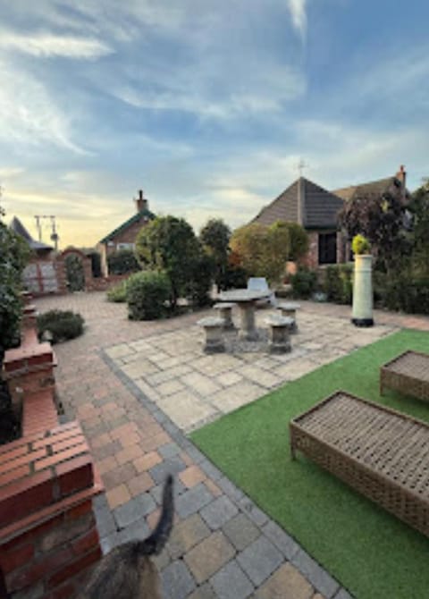 Lincoln Holiday Retreat Little House with private hot tub House in Lincoln