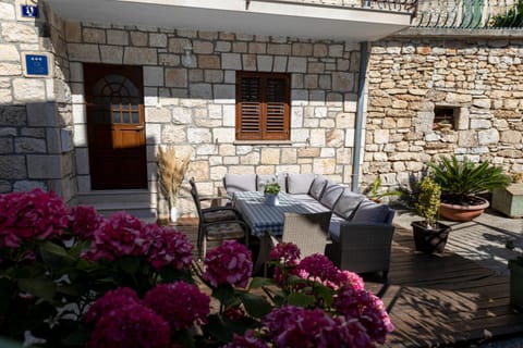 Holiday house "Dolka" House in Split-Dalmatia County