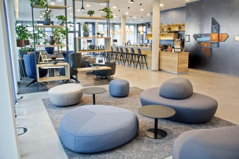 Lounge or bar