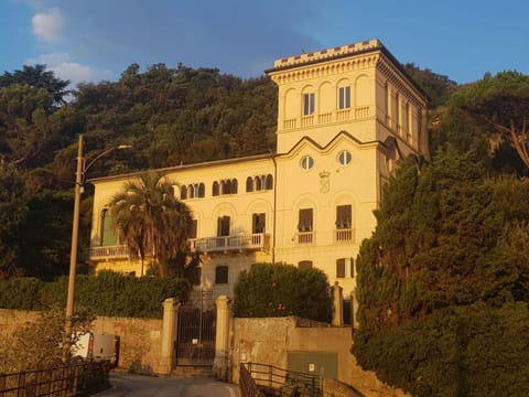 Villa D'Albertis Apartment in Genoa