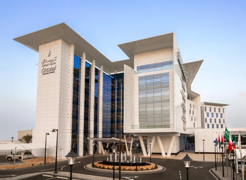 Facade/entrance, Bird's eye view
