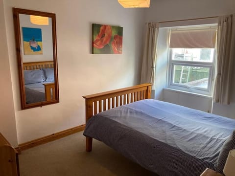 Tenby Cottage with Parking House in Tenby