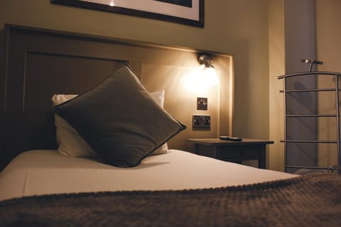 The Kings Arms Hotel in Swindon