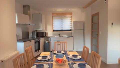 Kitchen or kitchenette, Dining area, dishwasher, oven, pet friendly, toaster