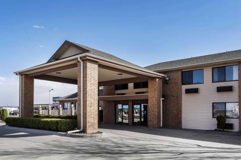 Property building, On site