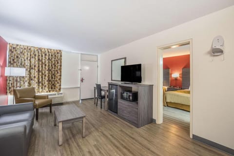 Photo of the whole room, On site