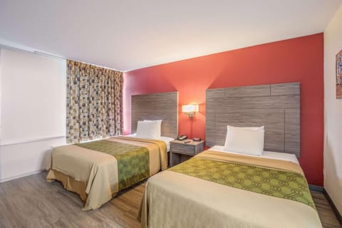 Photo of the whole room, On site