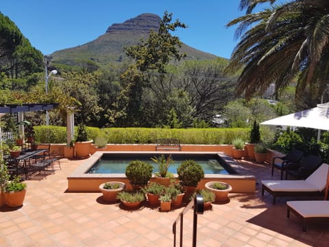 Garden view, Mountain view, Pool view