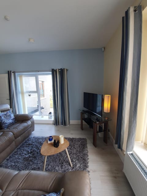 Atlantic Views Middle floor Apartment in Portrush