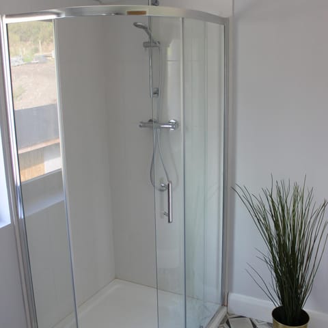 Lakeside Studio 2 Loft Apartment Apartment in Enniskillen