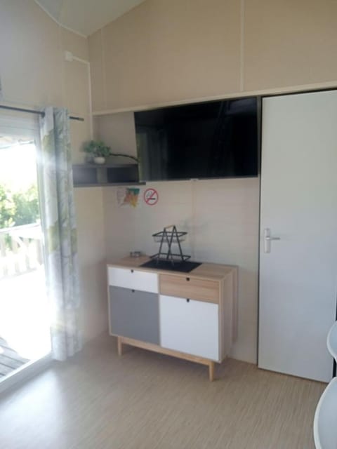 Camping Humawaka Campground/ 
RV Resort in French Riviera