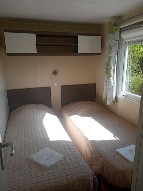 Camping Humawaka Campground/ 
RV Resort in French Riviera