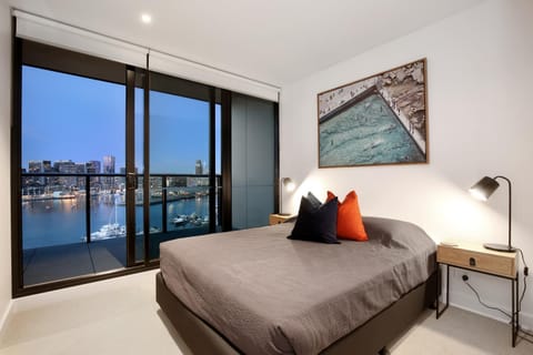 City view, Sea view