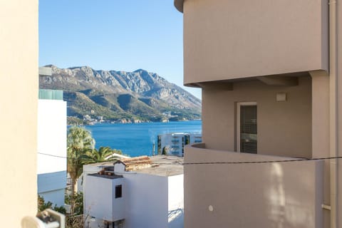 Balcony/Terrace, Decorative detail, Sea view