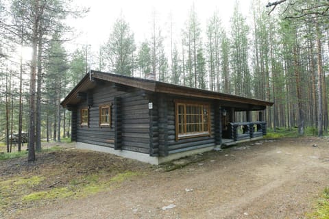 Property building, Facade/entrance, Garden