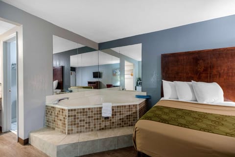 Photo of the whole room, On site