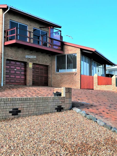 Lewens-Essens on C Bed and Breakfast in Western Cape