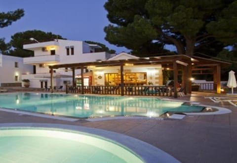 Property building, Night, Swimming pool, Swimming pool