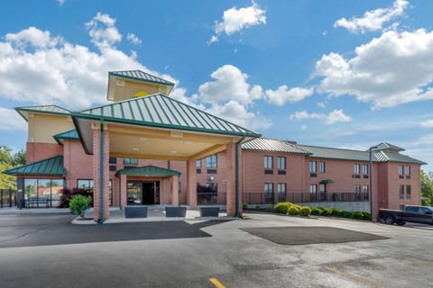 Property building, On site