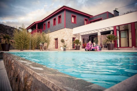 Facade/entrance, Swimming pool