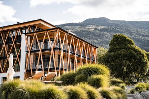 Property building, Garden