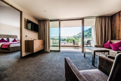 Balcony/Terrace, Living room