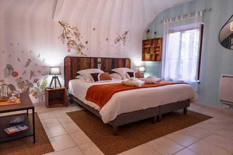 Shower, Toilet, Living room, Spa and wellness centre/facilities, Photo of the whole room, Seating area, Bedroom, towels