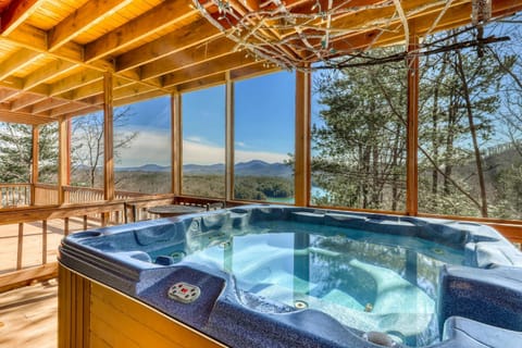 Under The Stars House in Blue Ridge Lake